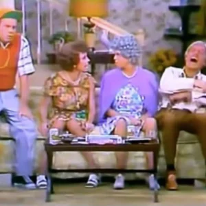 On “The Carol Burnett Show,” Tim Conway makes his co-stars break character for 5 minutes straight…
