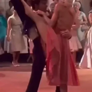 This Historic Scene Has Never Been Edited – Take A Closer Look At This Dancing Scene from “Dirty Dancing” (1987)