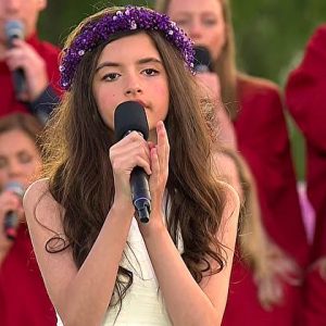 Girl Sings So Much Like Elvis, You Can’t Tell the Difference With Your Eyes Closed