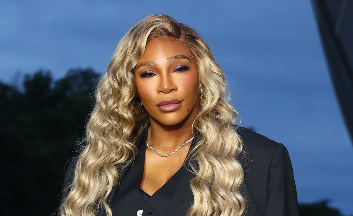 Serena Williams Freaks Out Over Full Restaurant on Social Media, Starts Spat